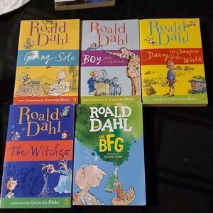 Ronald Dahl paperbacks (5) Childrens books.